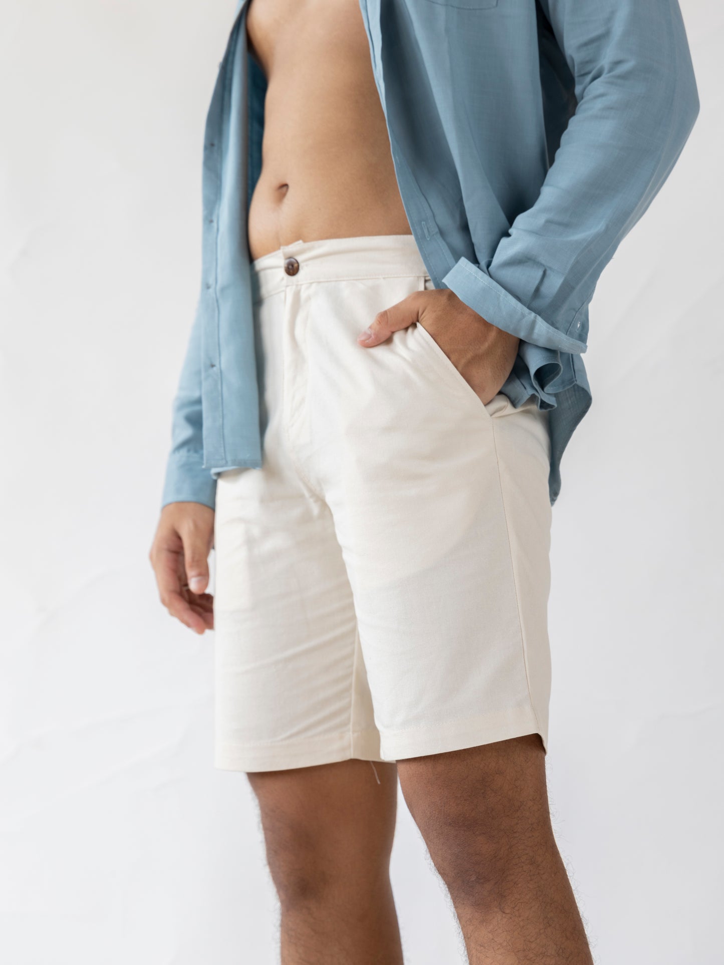 Atlas Holiday Shorts - White